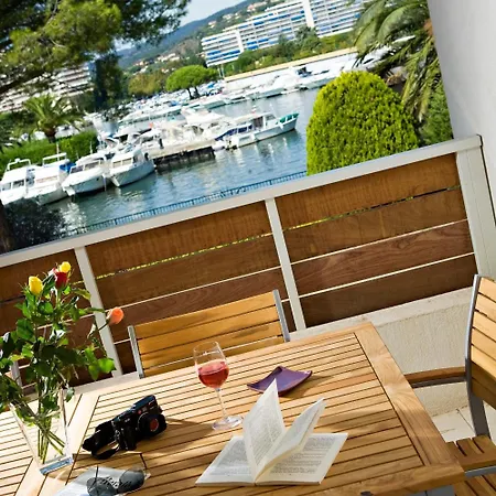 Vacanceole - Carre Marine 3*