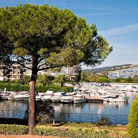 Vacanceole - Carre Marine Aparthotel